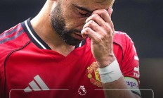 乐鱼APP-两场联赛结束一个进球都没有，话说曼联这赛季是准备降级重建吗？